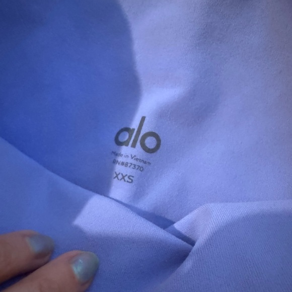 LIKE NEW💜ALO YOGA RARE WORKOUT SET - Picture 4 of 9